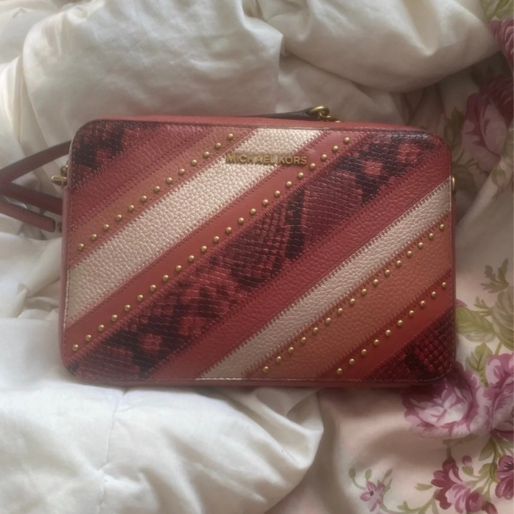 micheal kors crossbody purse